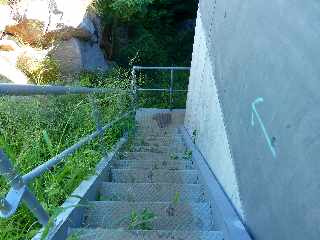 Sentier de Cayenne  Bras Mouton - St-Leu - Escalier sous pont de la Route des Tamarins