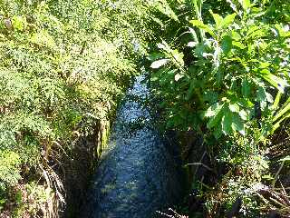 Canal de dcharge du rservoir SAPHIR de Dassy
