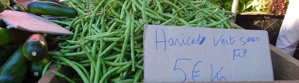 22 fvrier 2014 - March forain de St-Pierre -  Haricots verts
