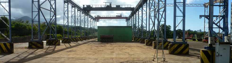 13 dcembre 2015 - St-Pierre - Plateforme des Casernes vide