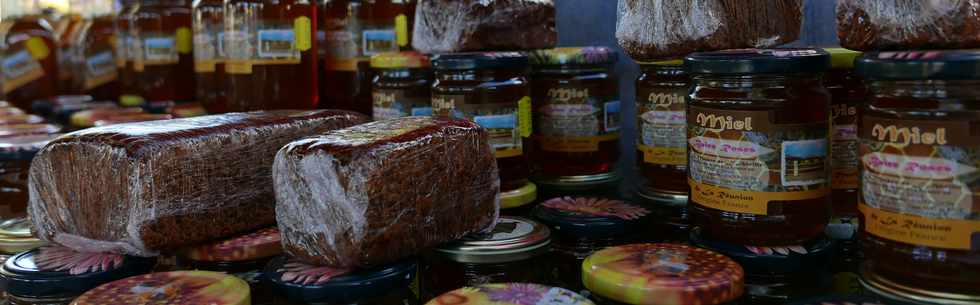 14 janvier 2017 - St-Pierre - March forain - Miels de la Maison de l'Abeille - Grard Ethve  Petite-le