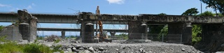 26 fvrier 2018 - St-Louis - Rivire St-Etienne - Dconstruction de l'ancien pont de 1937