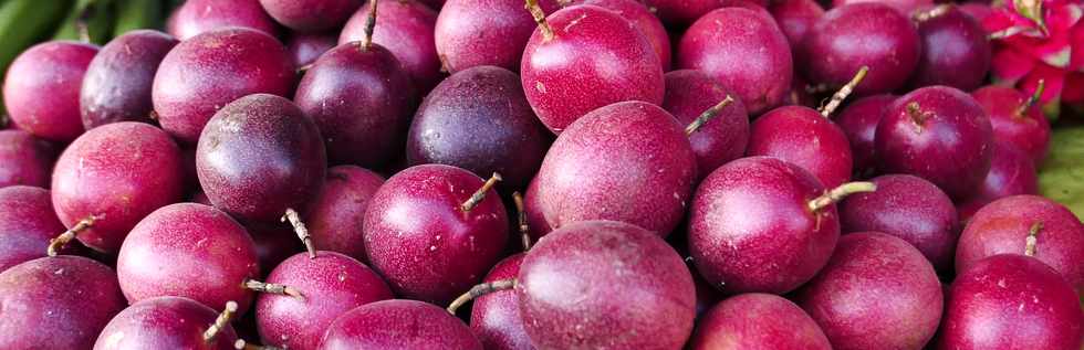 12 janvier 2019 - March forain de St-Pierre - 5h30 -  Fruits de la passion