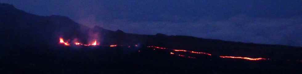 Piton de la Fournaise de nuit - Eruption du 14 octobre 2010 -
