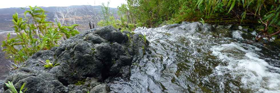 Le Tremblet, Grande Ravine Criais en crue - 8 avril 2011