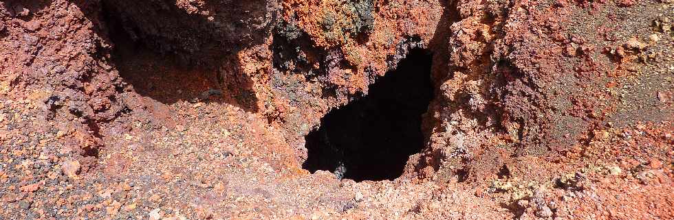 Enclos Fouqu - Vers le Chteau Fort - 3 cratre