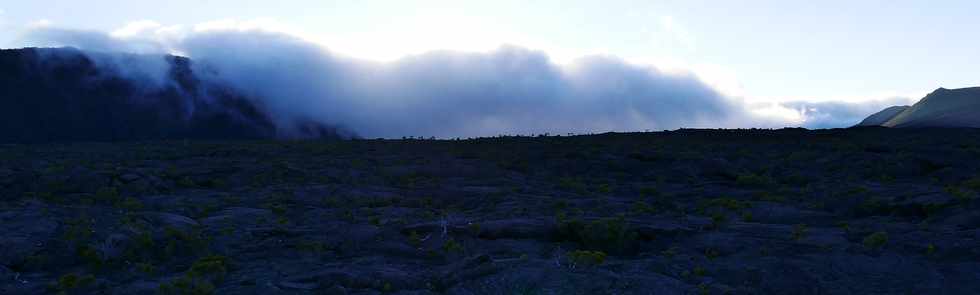 15 aot 2018 - Massif du Piton de la Fournaise - Enclos Fouqu - Sentier du cratre Rivals