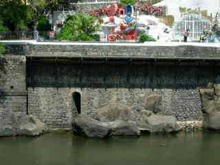 Rivire d'Abord et grotte ND de Lourdes