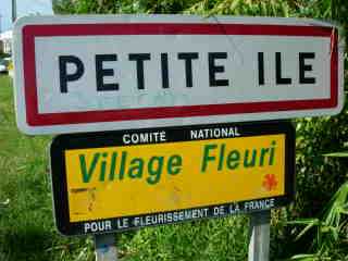 Village fleuri