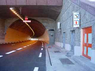 Tunnel
