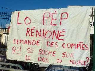 Le peuple runionnais demande des comptes ...