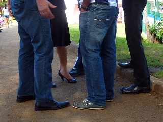 1er avril 2012 - St-Pierre - Casabona - Premier Salon sports et sant - Discussions entre Officiels