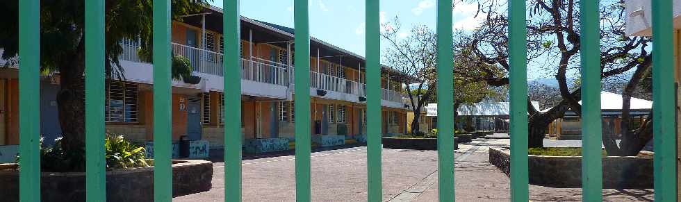 St-Pierre - Bois d'Olives - Ecole Edmond Albius