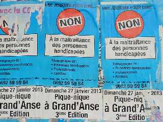 Affiche Non  la maltraitance des personnes handicapes