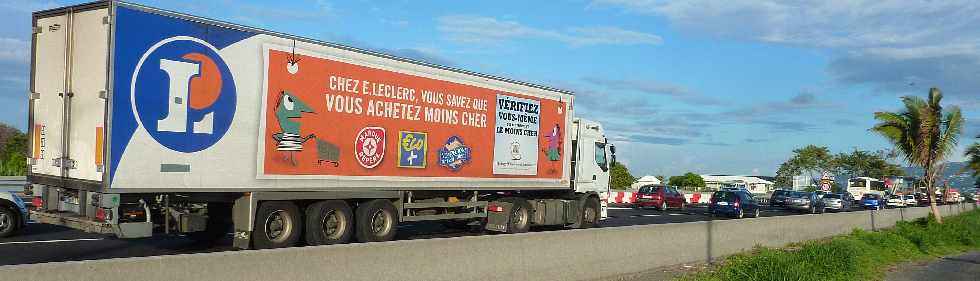 Embouteillages sur la quatre-voies St-Pierre - Pont  double-sens