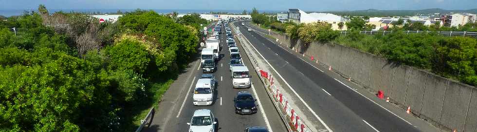 Saint-Louis - Embouteillages sur la quatre-voies