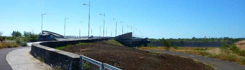 St-Paul - Mai 2013 - Pont axe mixte