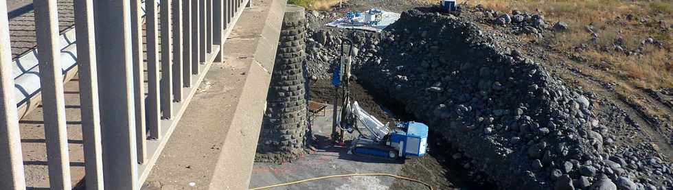 Ancien pont amont sur la rivire St-Etienne - P5