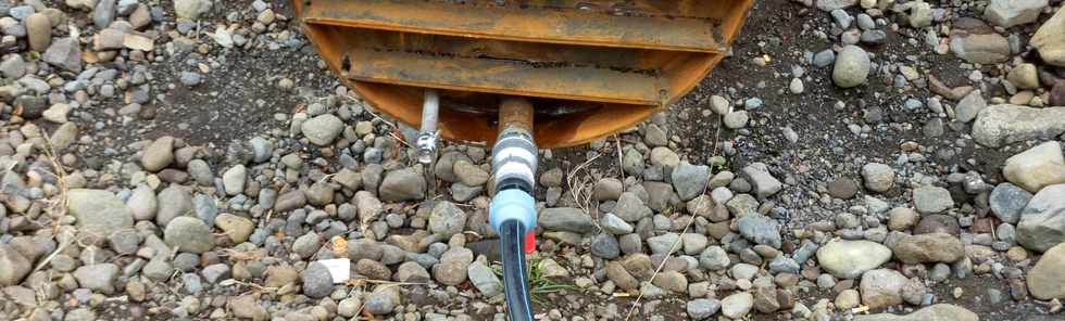 Novembre 2013 - Chantier de l'interconnexion des primtres irrigus Bras de la Plaine - Bras de Cilaos - Mise en pression