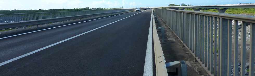 Fvrier 2014 - St-Louis - Rivire St-Etienne -  Ancien pont amont -