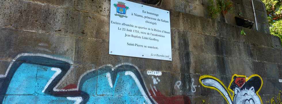 22 juin 2014 - Terre Sainte - Plaque en hommage  Niama