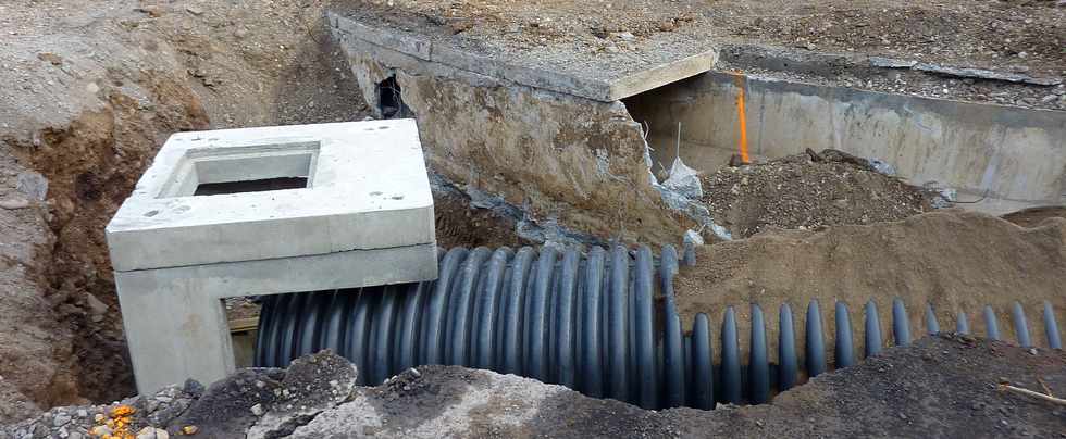 29 juin 2014 - St-Pierre -  Ravine Blanche - Travaux VRD