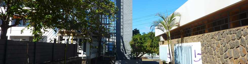 31 aot 2014 - St-Pierre - Ecole Raphal Barquissau - Travaux