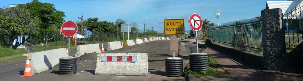 22 mars 2015 - St-Pierre - Ancienne RN1 - Travaux entre ouest du TCSP -