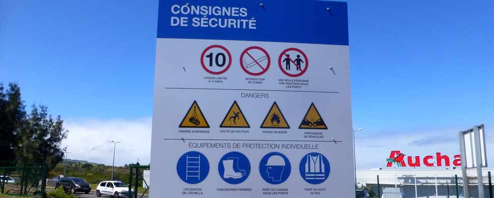 29 aot 2016 - St-Pierre -Centre de rception des cannes des Casernes - Consignes de scurit