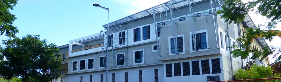 12 avril 2017 - St-Pierre - Chantier caserne SDIS Terre Sainte