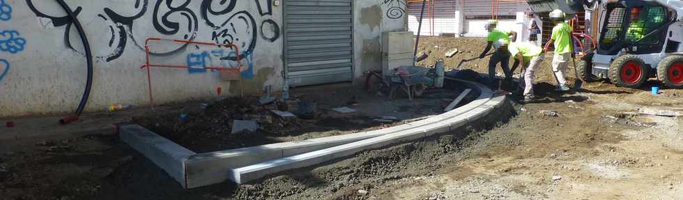 12 avril 2017 - St-Pierre - Travaux TCSP rue Caumont