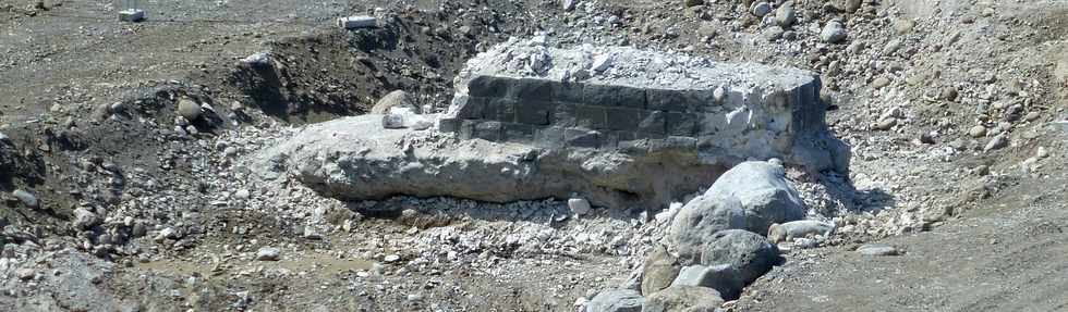 23 mars 2018 - St-Louis - Chantier de dmolition de l'ancien pont amont