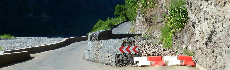 8 avril 2018 - Bras de Cilaos -RN5  entre let Furcy et les Alos -