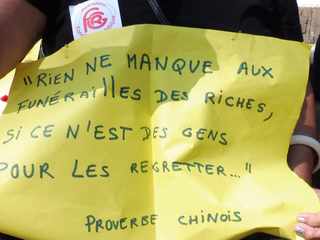 9 octobre 2018 - St-Pierre - Place de la mairie - Dfil de l'intersyndicale -