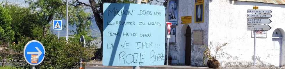 25 novembre 2018 - St-Pierre - Bois d'Olives - Rond-point de la pharmacie