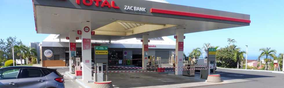 30 novembre 2018 - St-Pierre - Station ZAC Banks en rupture de carburant