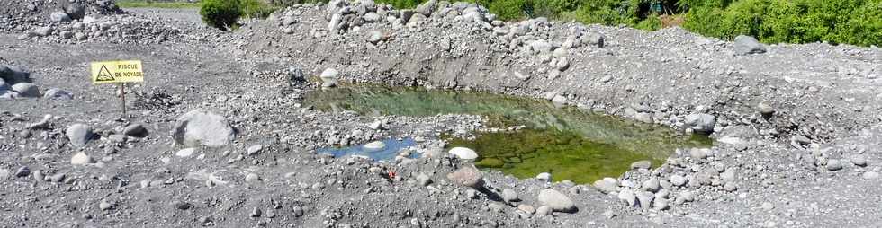 2 dcembre 2018 - St-Pierre - Bras de Cilaos - Radier du Ouaki - Travaux